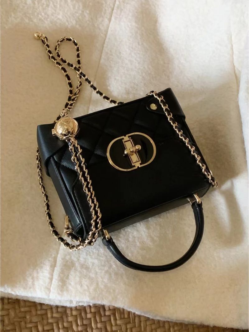 Elegant Symphony 2023 New Small Square Women's Premium Handheld Box Western Chain Crossbody Bag_voghion.com