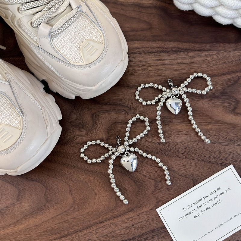 Ins Silver Bead Bow Heart Shoe Buckle Fashionable All Match Shoe Pendant Niche Shoelace Buckle Shoe Accessories_voghion.com