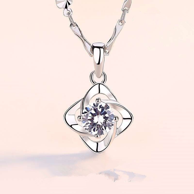 Vierblättriges Kleeblatt-Halskette für Frauen, Schlüsselbeinkette, koreanischer Studentenschmuck, Anhänger, Valentinstagsgeschenk, neu_voghion.com