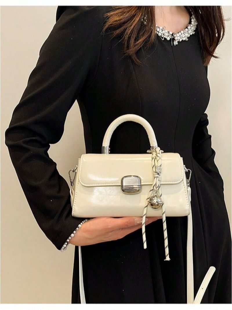 Le nouveau sac à bandoulière polyvalent est un sac à bandoulière rétro décontracté._voghion.com