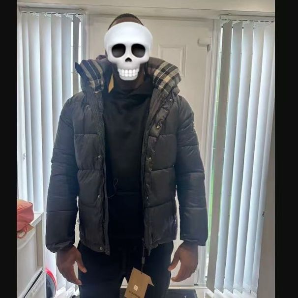 Hochwertige, einfarbige, leichte, luxuriöse, vielseitige und warme Daunenjacke aus Baumwolle im britischen Stil mit Kapuze_voghion.com