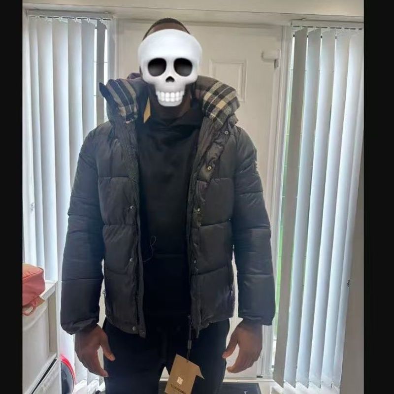 Britse stijl Hoogwaardige effen kleur lichte luxe capuchon veelzijdige warme dons katoenen jas_voghion.com