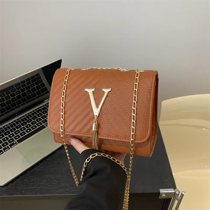 Embroidery Women Crossbody Bag 2024 Thread Luxury Handbag Shoulder Bags Brand Sequined Tassel Clutch Small Bag And Purse Party_voghion.com