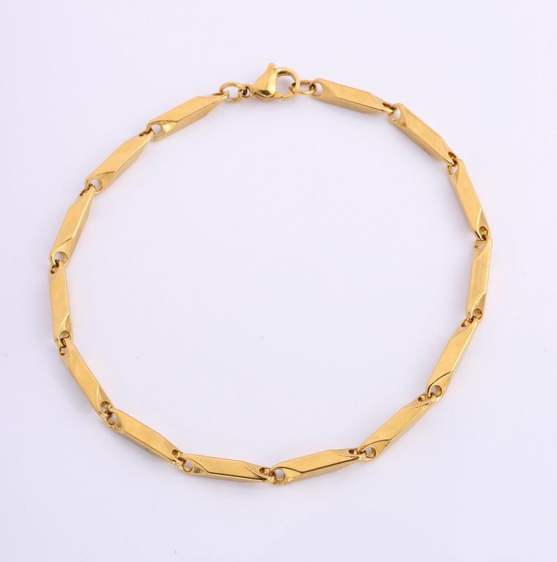 Braccialetti in acciaio al titanio a forma di cuore in stile semplice all'ingrosso_voghion.com