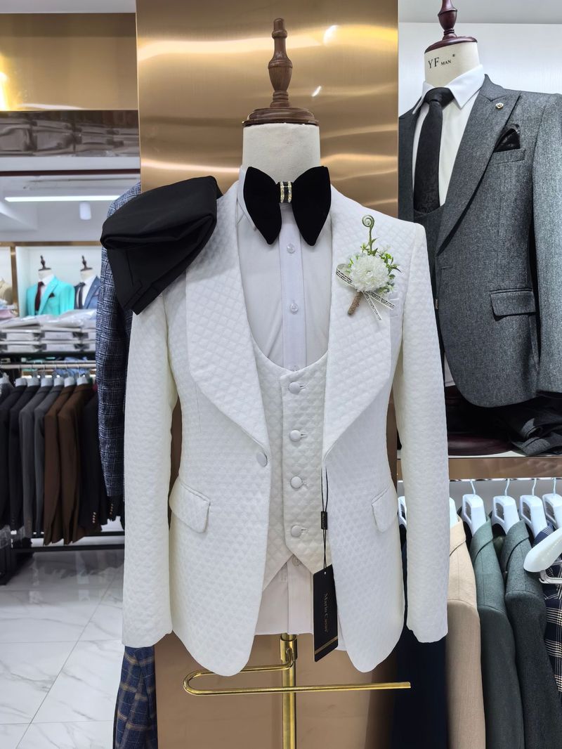 CT Men's Jacquard Suit For Wedding Casual Host 3-Piece Set 3 Pics_voghion.com