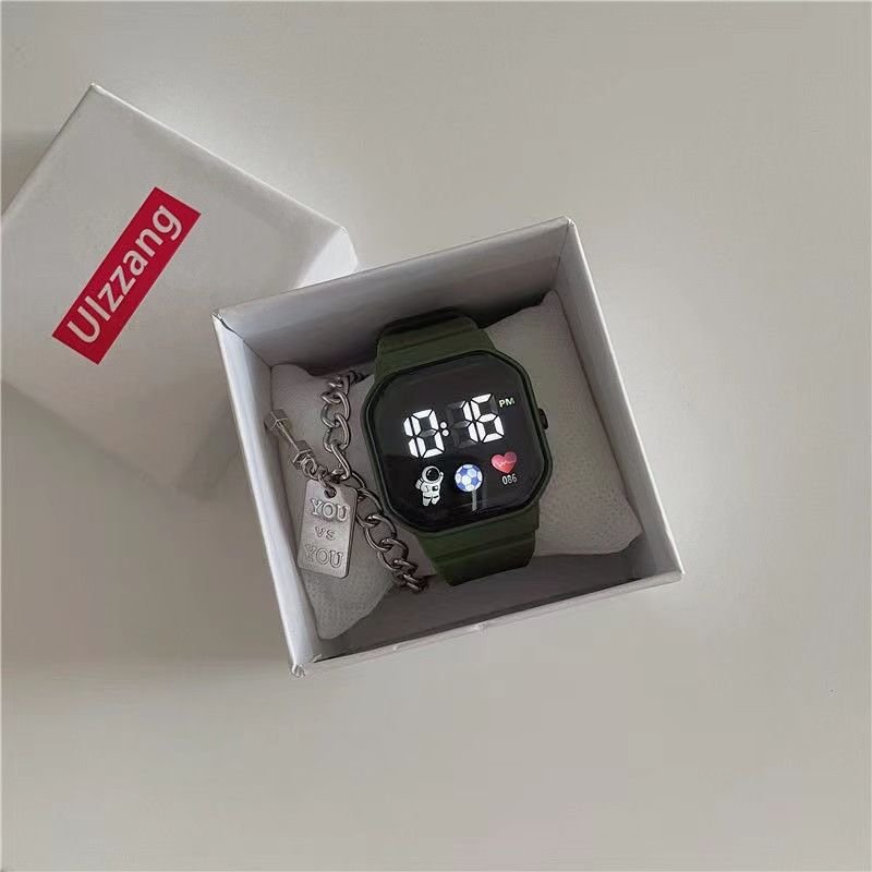 Reloj de astronauta de moda para niños para mujeres, estudiantes de secundaria, niños y niñas, reloj electrónico de moda infantil de alto valor_voghion.com