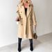 Klassischer Khaki-Trenchcoat für Damen mit Gürtel – Langer Mantel in schmaler Passform für Büro und Freizeit_voghion.com