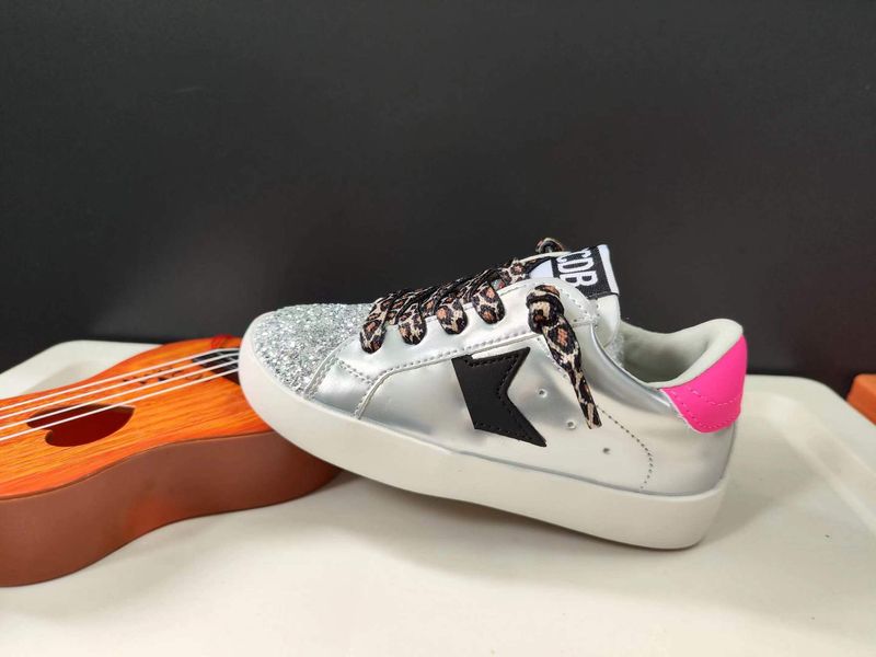 1031 Autumn New Children's Star Board Korean Edition Fashion Glitter Girls' Casual Soft Bottom Small Shoes Dirty_voghion.com