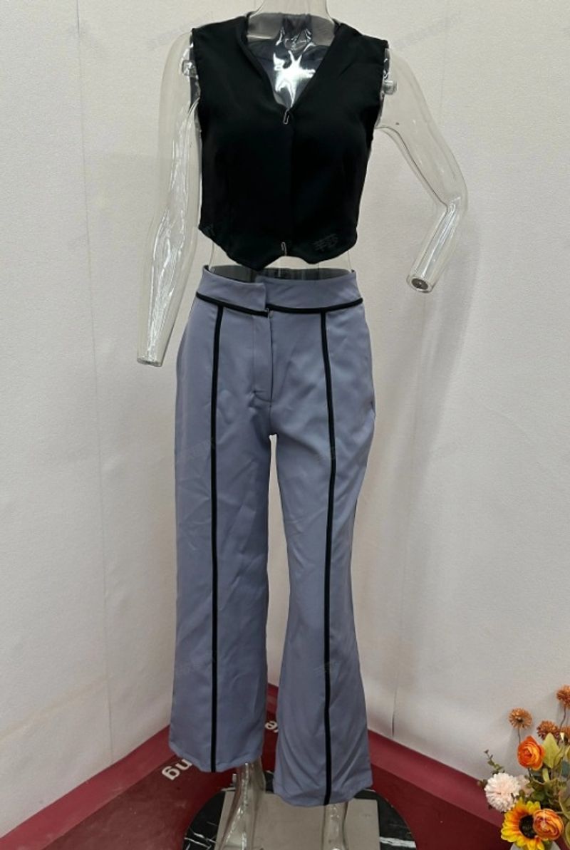 Abbigliamento da donna, moda, gilet con cuciture a contrasto, pantaloni dritti a vita alta, tuta da pendolare_voghion.com