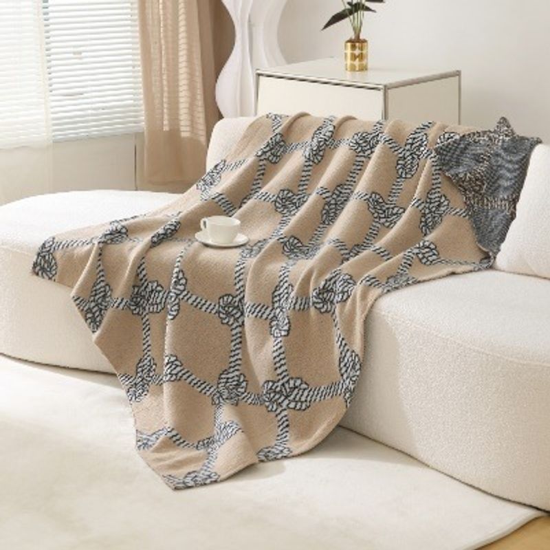 Couverture en tricot avec motif de nœud créatif - Couverture d'avion haut de gamme pour la première classe et la maison (150 x 200 cm, ultra douce, décorative, pour la sieste et la climatisation)_voghion.com