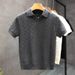 Herrenbekleidung Rautenförmiges Poloshirt aus Eisseide mit V-Ausschnitt und kurzen Ärmeln für den Sommer, leichtes, luxuriöses High-End-Business-Temperament-T-Shirt_voghion.com