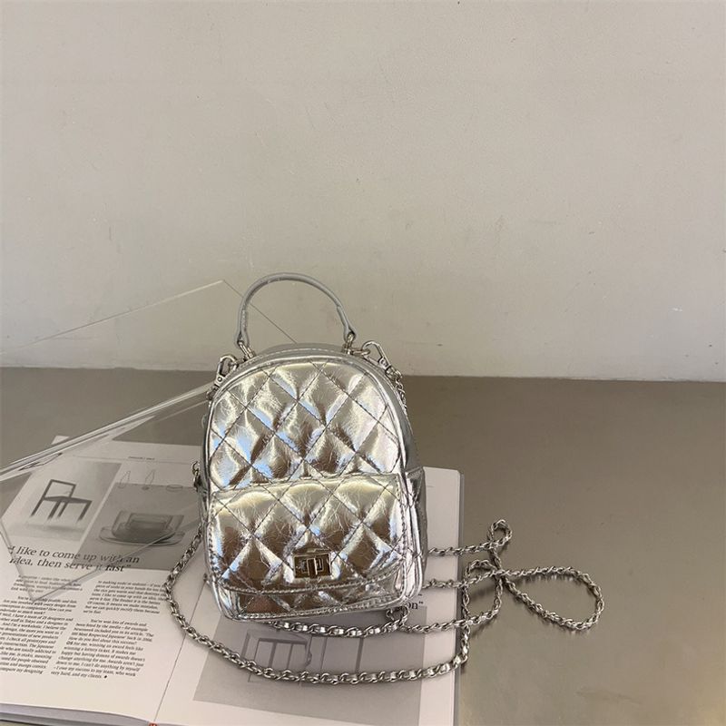High-End-Nischen-Stepprucksack für Frauen 2025 Neue Mode Vielseitige Doppelschulter-Reisetasche Trendy_voghion.com