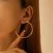 Brass plated K real gold minimalist hoop personality earrings hiphoop glossy circle metal texture earrings_voghion.com