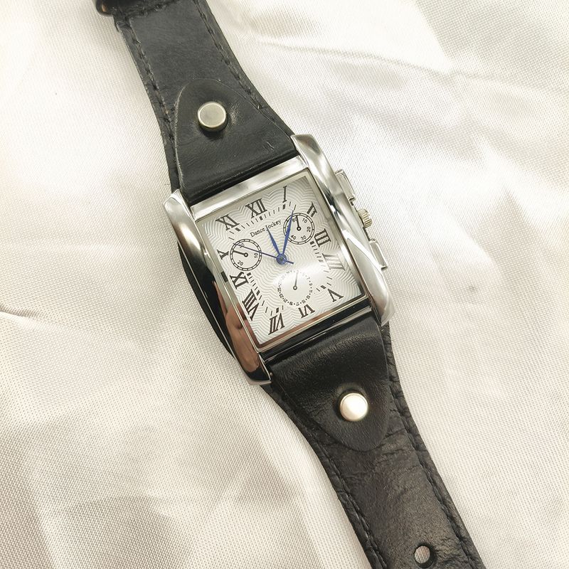 special hot wholesale high-end men's casual watch leather strap square ultra-thin quartz watch_voghion.com