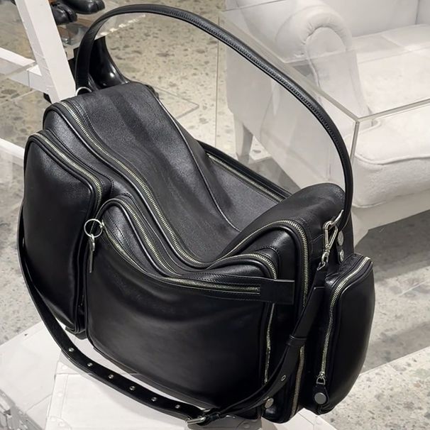 Nuova borsa versatile in pelle con cerniera autunno/inverno 2025_voghion.com