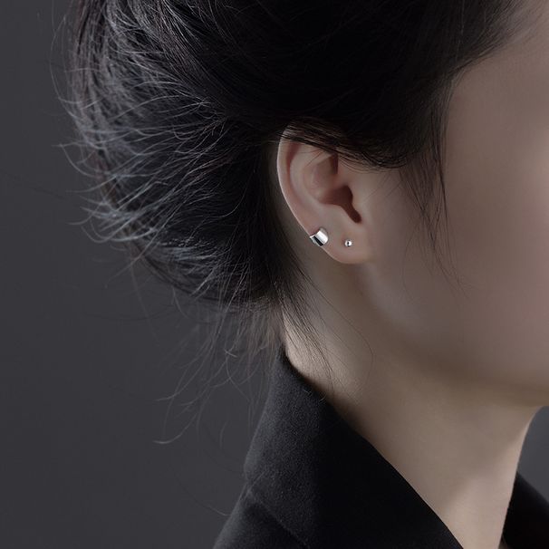 Orecchini a bottone con osso per uomo, stile minimalista, design geometrico liscio di nicchia per donna 2021_voghion.com