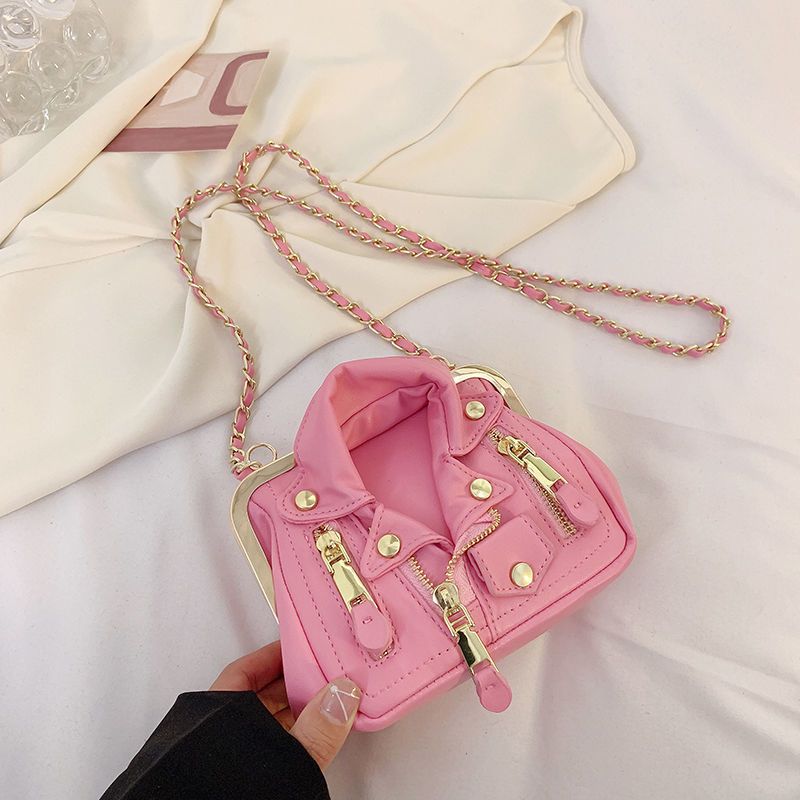 Personalized small for women in 2022, new niche design, unique clothing bag, fashionable ins chain crossbody bag_voghion.com