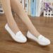 Flache echtes Leder Damen Casual Soft für mittleren Alters und ältere Mütter, Kuhsehnensohlen Krankenschwester Schuhe, einzelne Schuhe_voghion.com