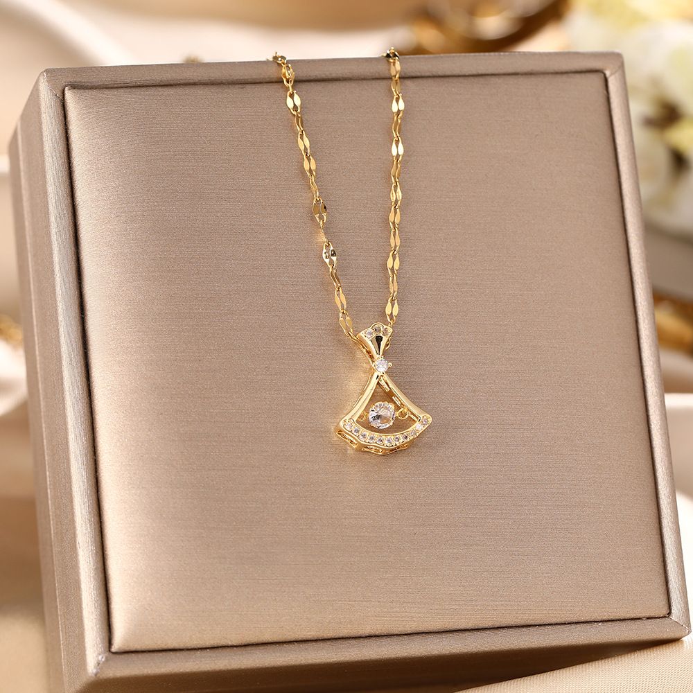 Collana in acciaio al titanio con ciondolo a forma di ventaglio, piccolo numero, da donna, elegante e di lusso_voghion.com