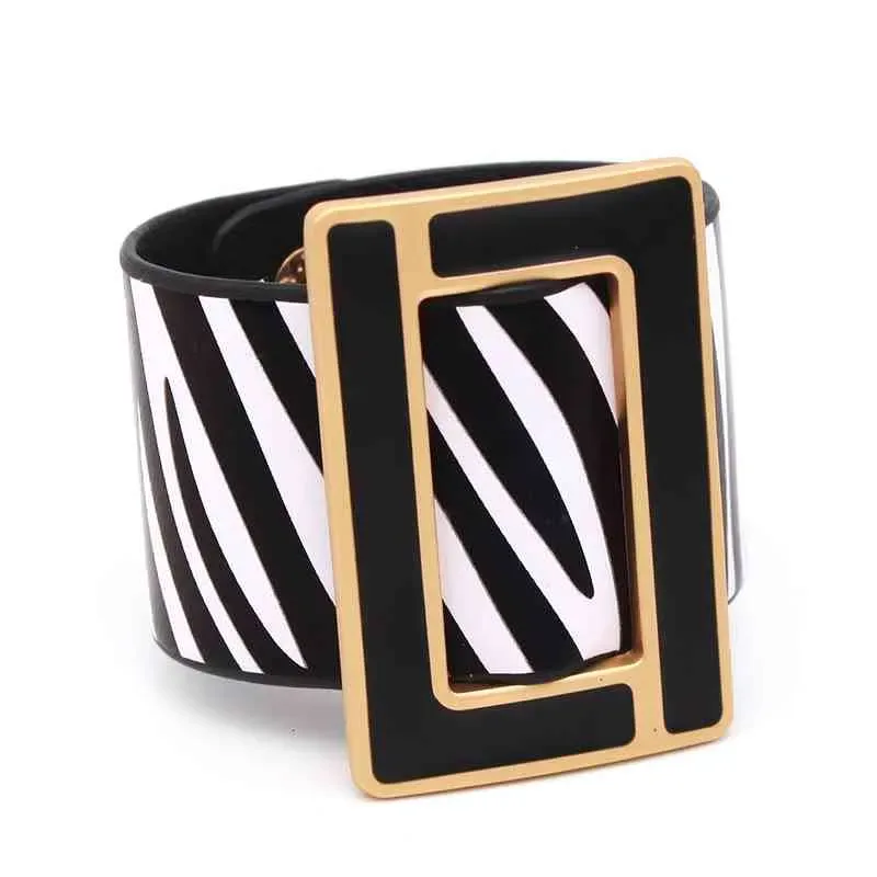2022 Fashion Brindle Wide Leather Bracelet for Women Black White Geometric Metal Wrap Charm Jewelry Femme Gift_voghion.com