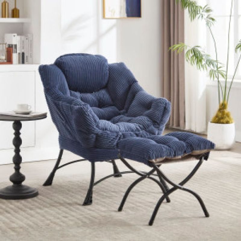 Poltrona relax con poggiapiedi, poltrona moderna con braccioli e tasca laterale, poltrona imbottita per il tempo libero, poltrona da lettura con poggiapiedi per piccoli spazi, poltrona angolare blu navy_voghion.com