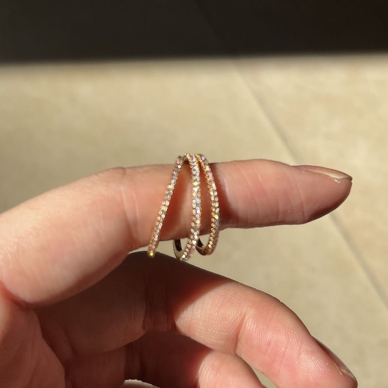 Anello sottile con mini diamanti scintillanti colorati impilabile, personalità della moda coreana Ins Niche_voghion.com