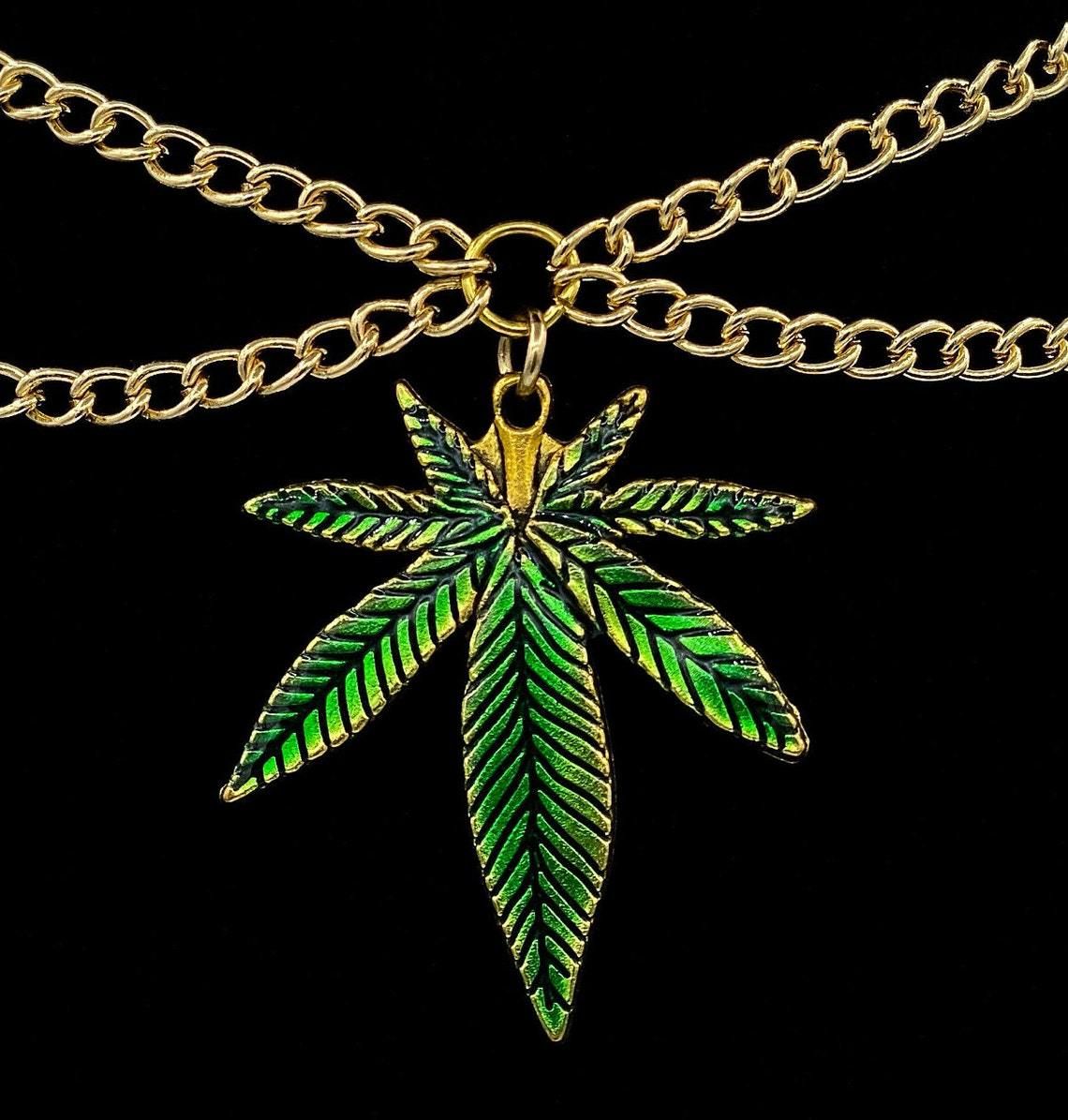 Schmuck & Accessoires Blatt Anhänger Elegante und süße goldene Doppelkette_voghion.com