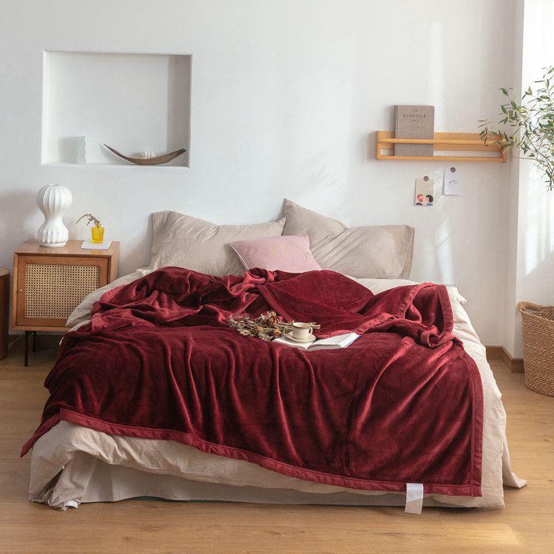 Thickened Flannel Blanket Warm Cover Blanket Multifunctional Sleeping Blanket Solid ColorBlanket_voghion.com