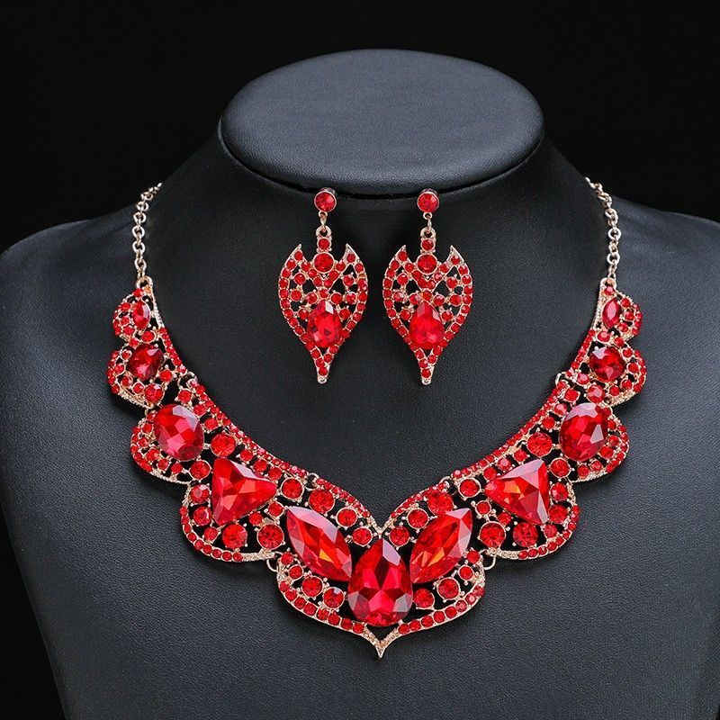 Accessoires de mariée faits à la main, colliers, boucles d'oreilles, ensemble, tempérament polyvalent, robe de mariée, banquet, exagéré_voghion.com