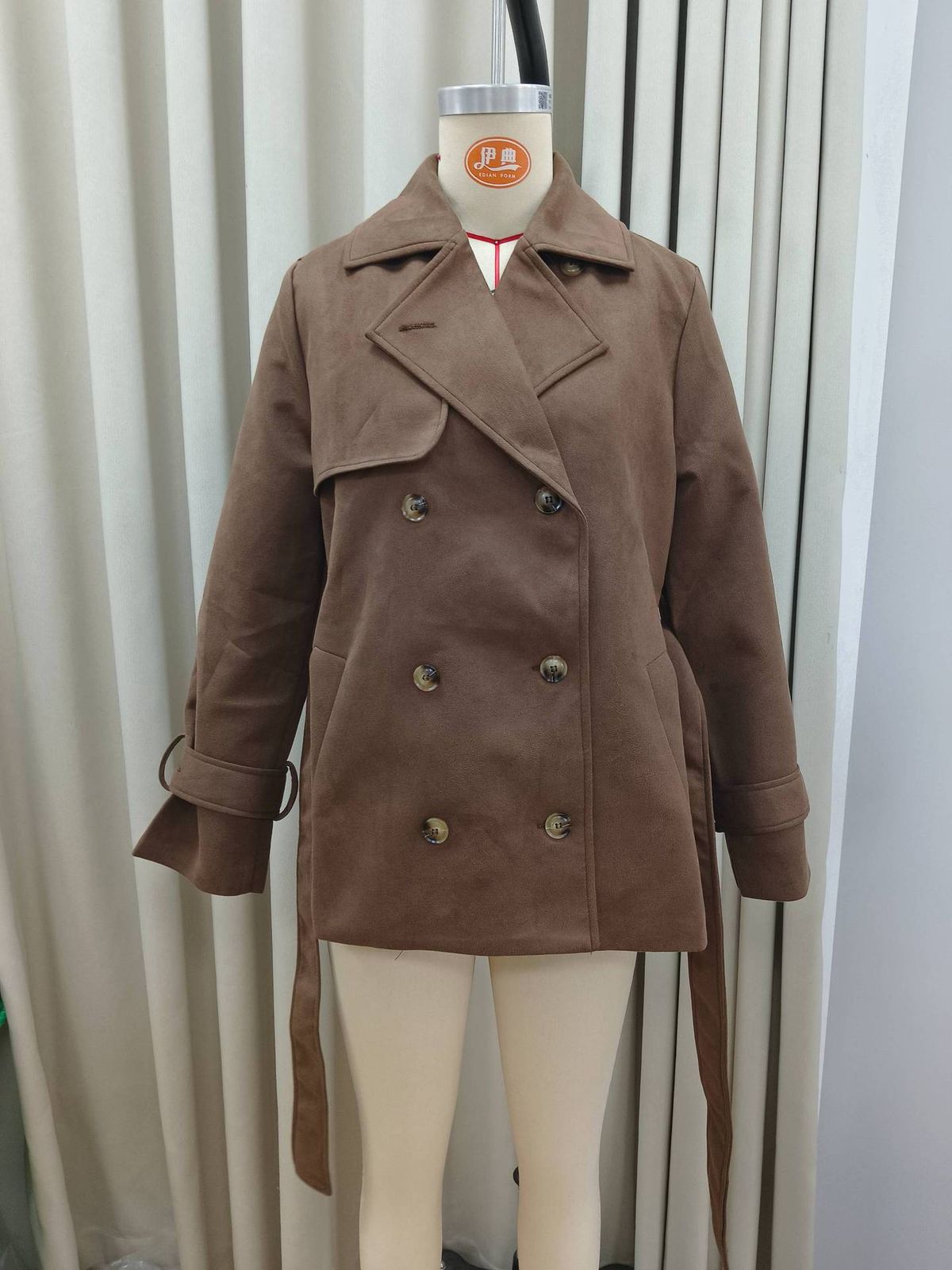 Vêtements pour femmes Real shot veste courte en daim avec ceinture manteau taille veste en daim manteau mode vêtements pour femmes_voghion.com