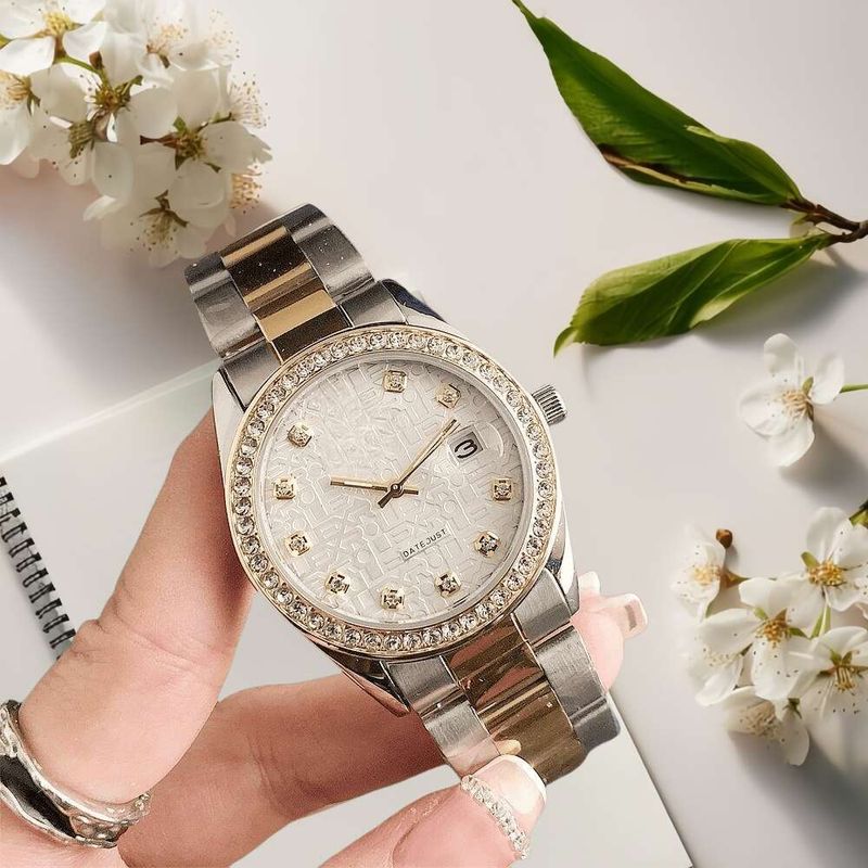 Women's Men's Sports Quartz Business Style Luxury Diamond-Encrusted Calendar Fashion Design Round Watch_voghion.com