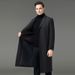 Langer Herrenmantel aus Wollmischung mit Revers – Klassischer gestreifter Wintermantel für Herren mittleren Alters (Schwarz, mehrere Größen)_voghion.com