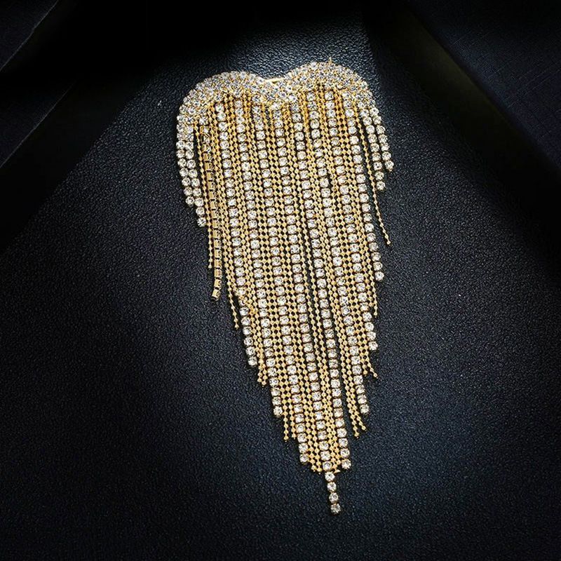 Temperament kwastje dames nieuwe hartvormige borstbloem, socialite broche, grote cardigan knoopsteek, jas accessoire_voghion.com