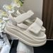Dicke Sohle Klettverschluss Sandalen für Frauen 2025 Neue Sommer Outdoor Strand Schuhe Slip-On Casual Slides_voghion.com