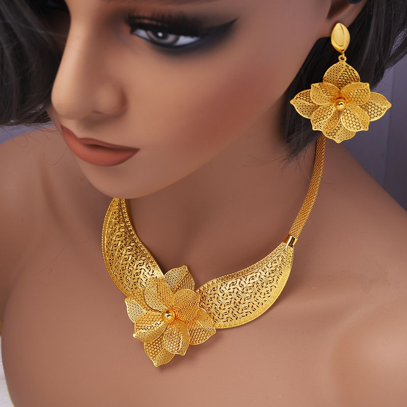 Women's Color Large Flower Pendant Necklace and Earrings Wedding Party Dubai Set_voghion.com