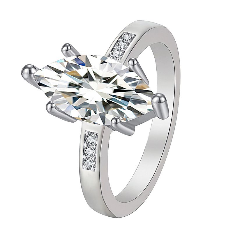 Ouma Diamant Platinierter unregelmäßiger Zirkonring in Pferdeaugenform_voghion.com