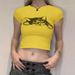 Koszulka damska z krótkim rękawem, nadrukiem w żółty wzór kota, dopasowana, z krótkim rękawem, odsłaniająca pępek, modna, w uniwersalnym stylu_voghion.com