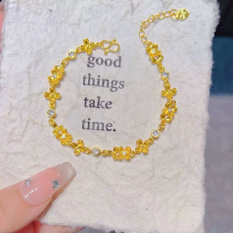Sand gold delicate point drill small flower bracelet niche light luxury high sense gift to send girlfriend_voghion.com