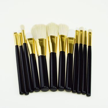 12pcs Goat Hair Makeup Brush Set Powder Eye Blush Brush Natural Animal Hair Wool Brush Set Beauty Cosmetic Tool_voghion.com