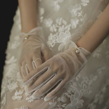 Unisex Short plain pearl gloves package five finger bride milky white wedding dress etiquette lace studio photo_voghion.com