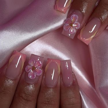Beauty & Health Girl Blush Gradient French Three Dimensional Stripes Ice Flower Gold Beans Ins Style Detachable Nail Art Pieces 24 Pieces_voghion.com