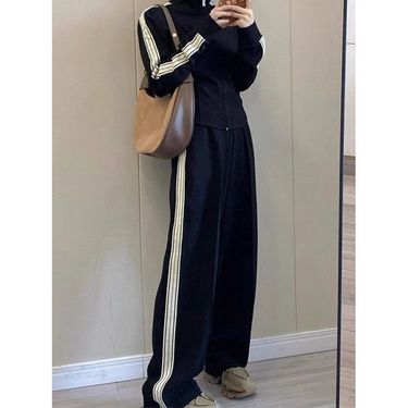 Women's Clothing Fashion Casual College Style Student Cardigan Sweater Sports Running Two Pieces_voghion.com