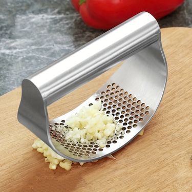 Stainless Steel Garlic Press Rocker With Ergonomic Handle Professional Kitchen Gadget For Easy Garlic Slicer Durable And Easy To Clean144_voghion.com