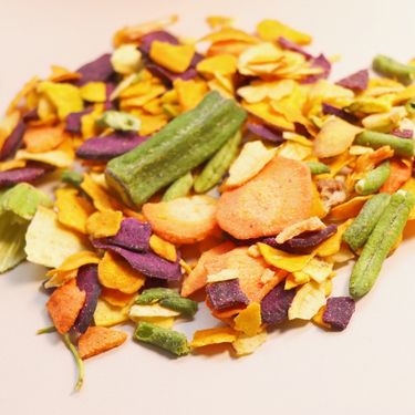 Dog freeze-dried snacks, vegetable jerky, dog food companion, food, fruit and vegetable, teddy bear, puppy, pet, mixed_voghion.com