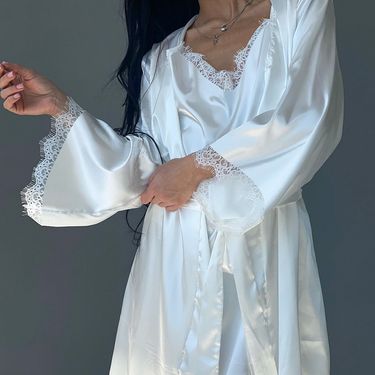 Autumn new fashionable white lace edge long sleeved nightgown, suspender nightgown set, home wear_voghion.com