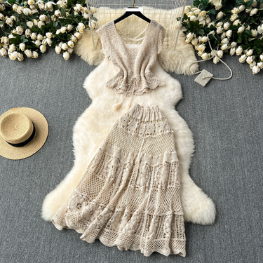 Women's high-end waist-length hollow knit sweater + sweet and versatile skirt two-piece suit_voghion.com