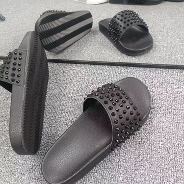Leather flip-flops rivet comfortable sandals travel home beach men's sandals_voghion.com
