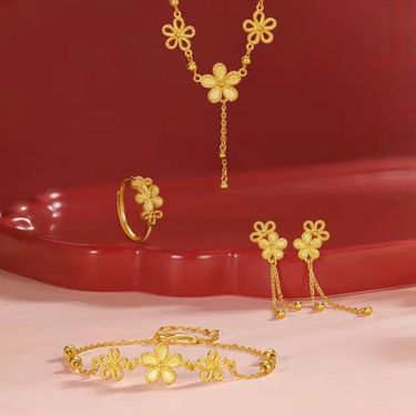 New Peach Blossom Wedding Ring Set Zhou Family Wedding Series Peach Blossom Necklace Bracelet Ring Three-piece Set_voghion.com