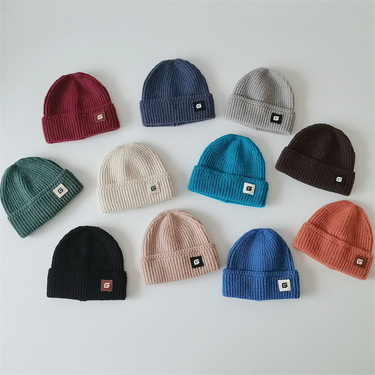 Kids'caps Children's knitted hat autumn and winter new woolen yarn simple solid color letter woolen hat warm pullover hat_voghion.com