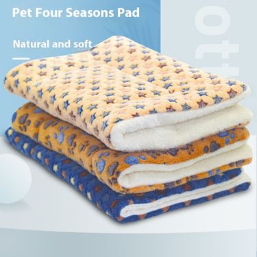 Pet blanket, cat thickened coral velvet dog litter mat, blanket worker_voghion.com